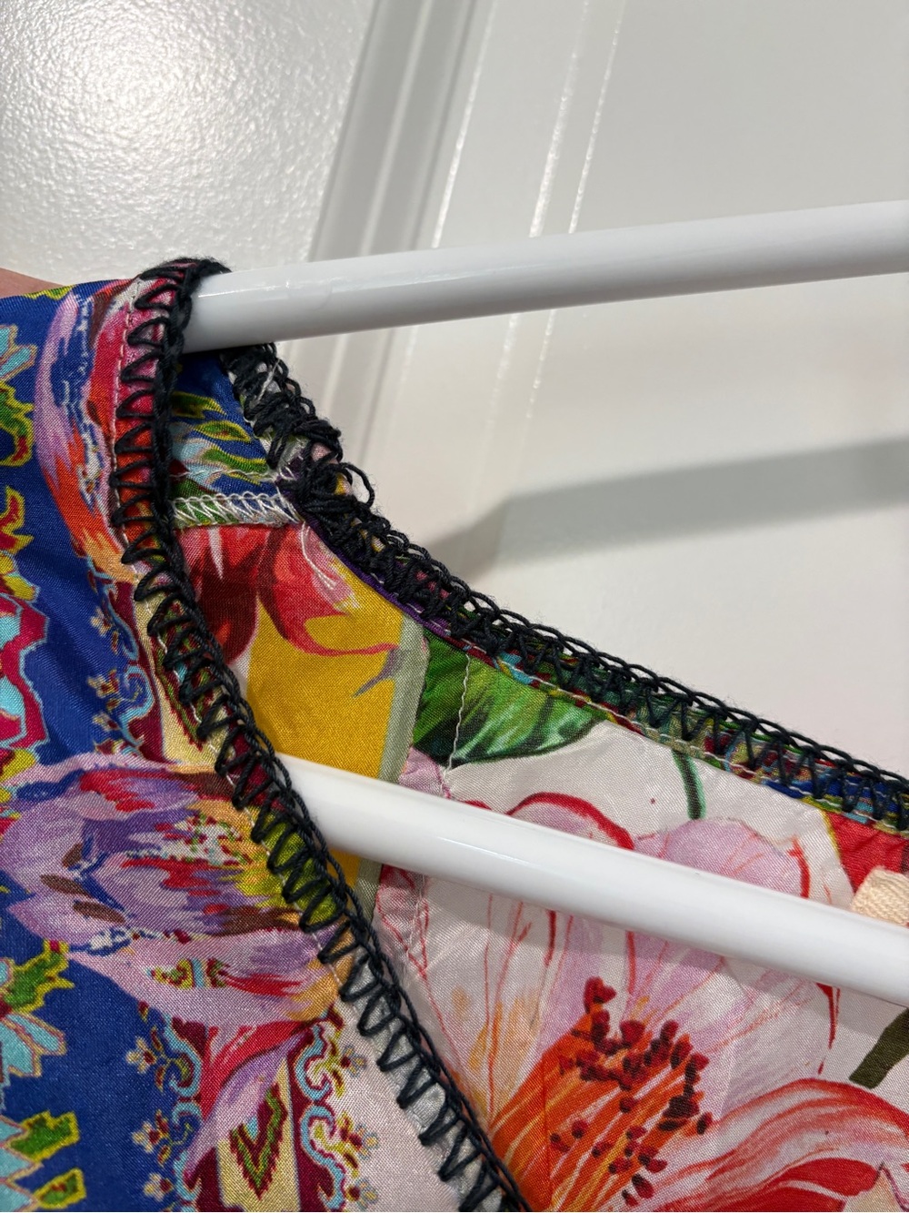 Johnny Was Sorbet Floral Silk Top Size Large - Picture 7 of 16